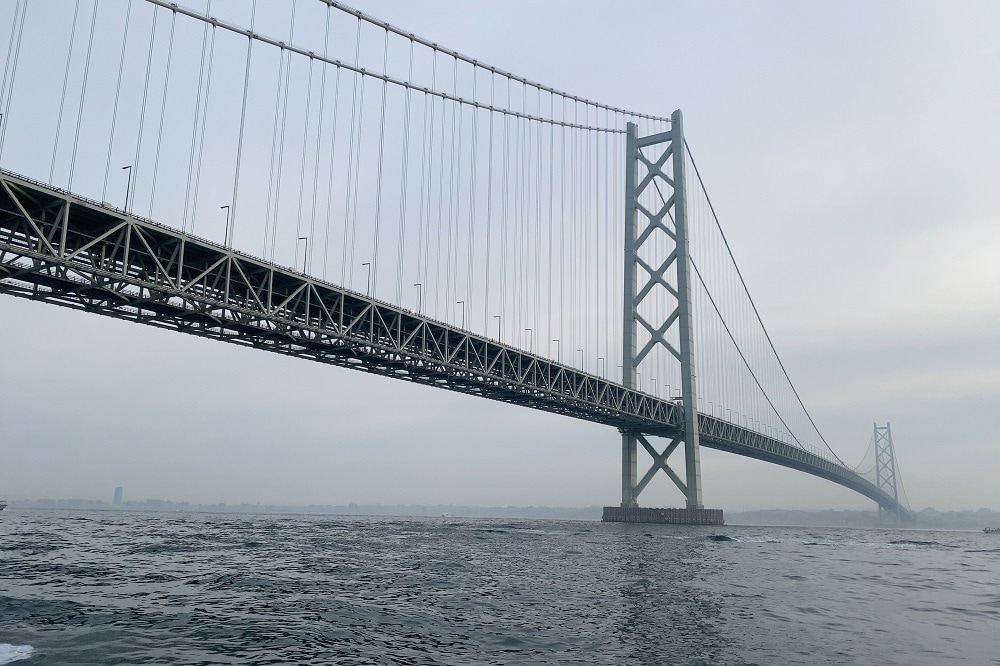 大会のキーとなる明石海峡大橋周辺エリア。自分がどこにいるのかからも判断できる要素は多い。