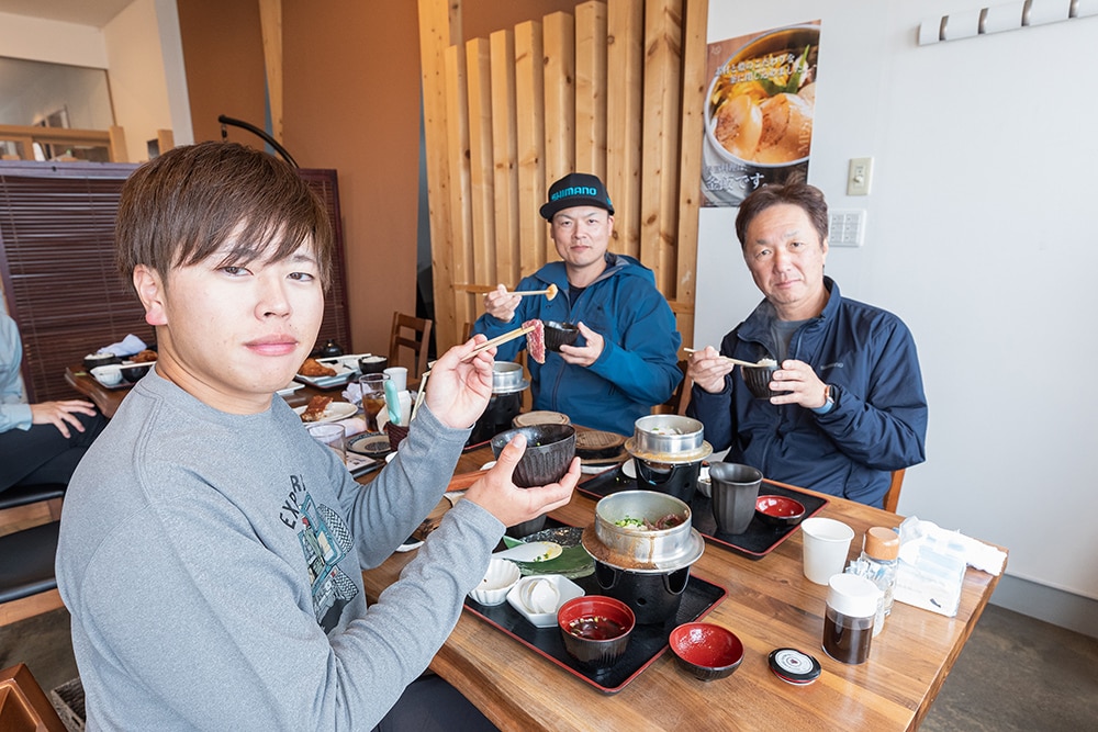 さらにお昼には、北海道ならではの豪華なランチに舌鼓です。