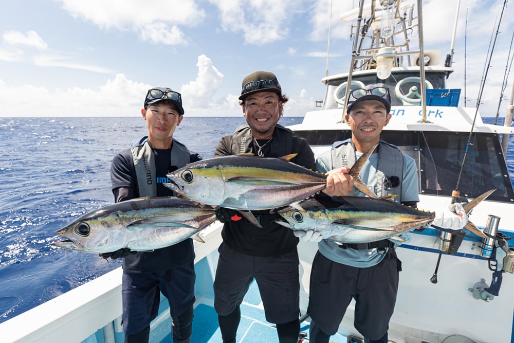 そして3人が釣り上げたのはグッドサイズのメバチマグロでした。