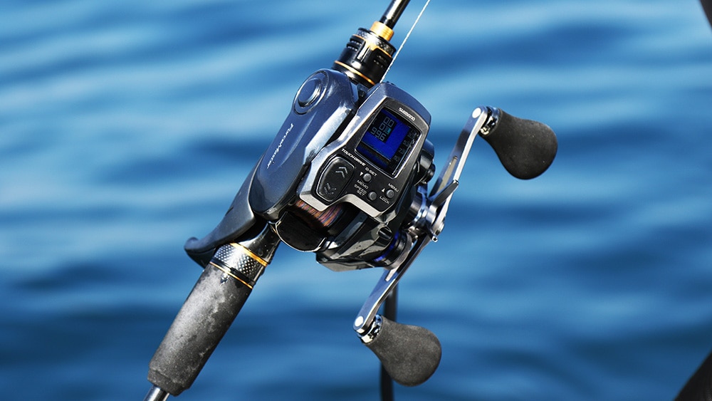 コンパクトなボディでありながら、さまざまな機能が搭載されているNEWフォースマスター300。電動リール＆ライトゲームの世界を変える。