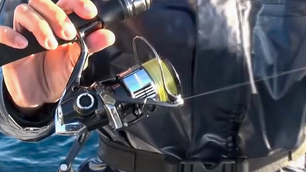 加藤さんは、セフィアSSティップエギング R-S68ML-Sにヴァンキッシュ C3000SDHをセット。セフィアSSティップエギングは上位機種譲りの実釣性能を備えたモデル。