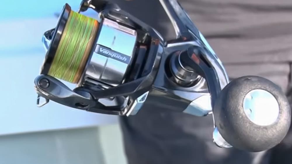 角井さんは使い慣れているセフィア エクスチューン ティップエギング S68ML-Sにヴァンキッシュ C3000MHGをセレクト。セフィア エクスチューン ティップエギングは、軽く扱いやすく、繊細なアタリも捉える、シマノのテクノロジーが詰め込まれたモデルだ。