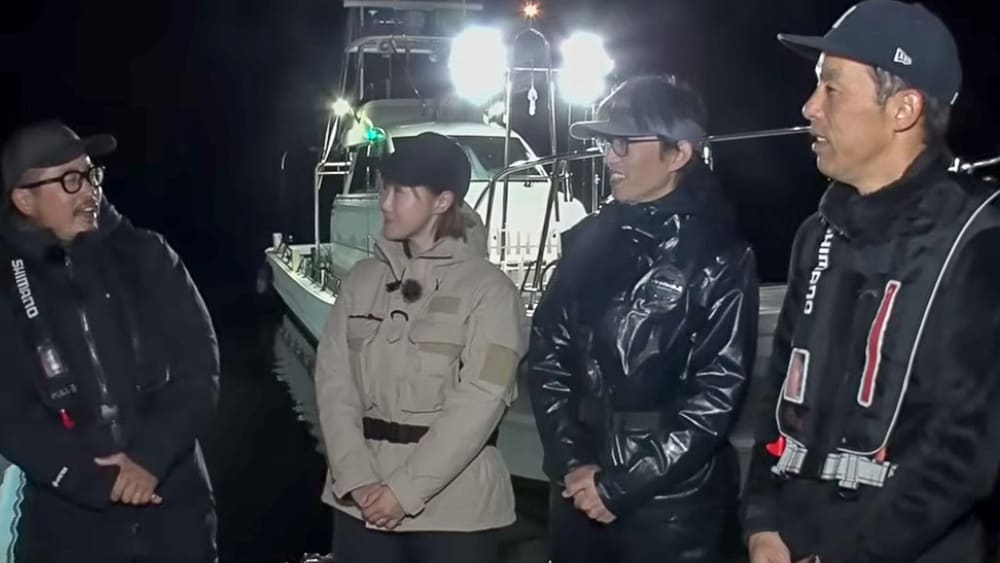 2日目の実釣がスタート。前日に大型のヒットもあり、皆は気合十分だ。