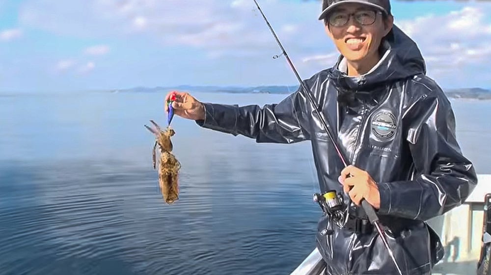 BOAT EGING FUNのメンバーが冬の田辺沖でティップエギングを満喫！後編