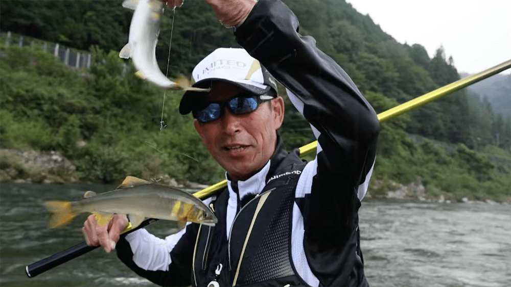 島さんは、益田川の最下流域では、急瀬T90をセレクト。長さを活かして攻略していく。