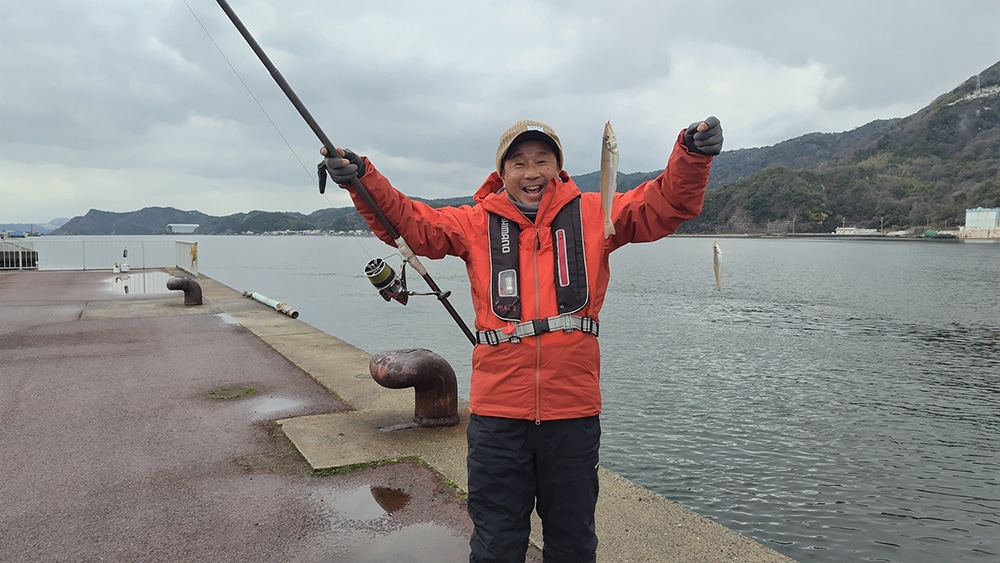 1投目から、こんな良型が来てくれるなんて、はるばる来た甲斐がありました。