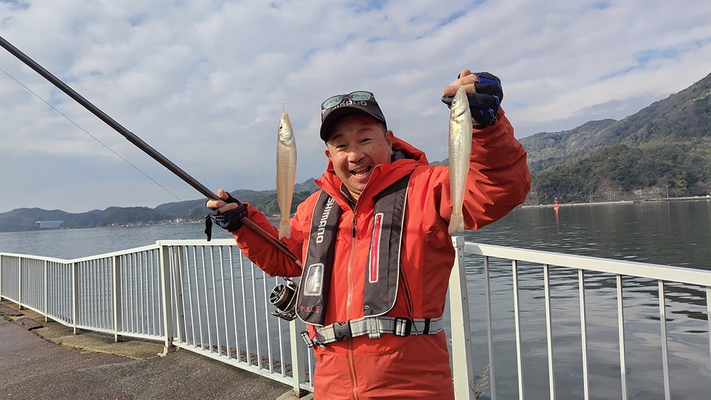 ポツポツと釣れますが、昨日までの勢いがありません。