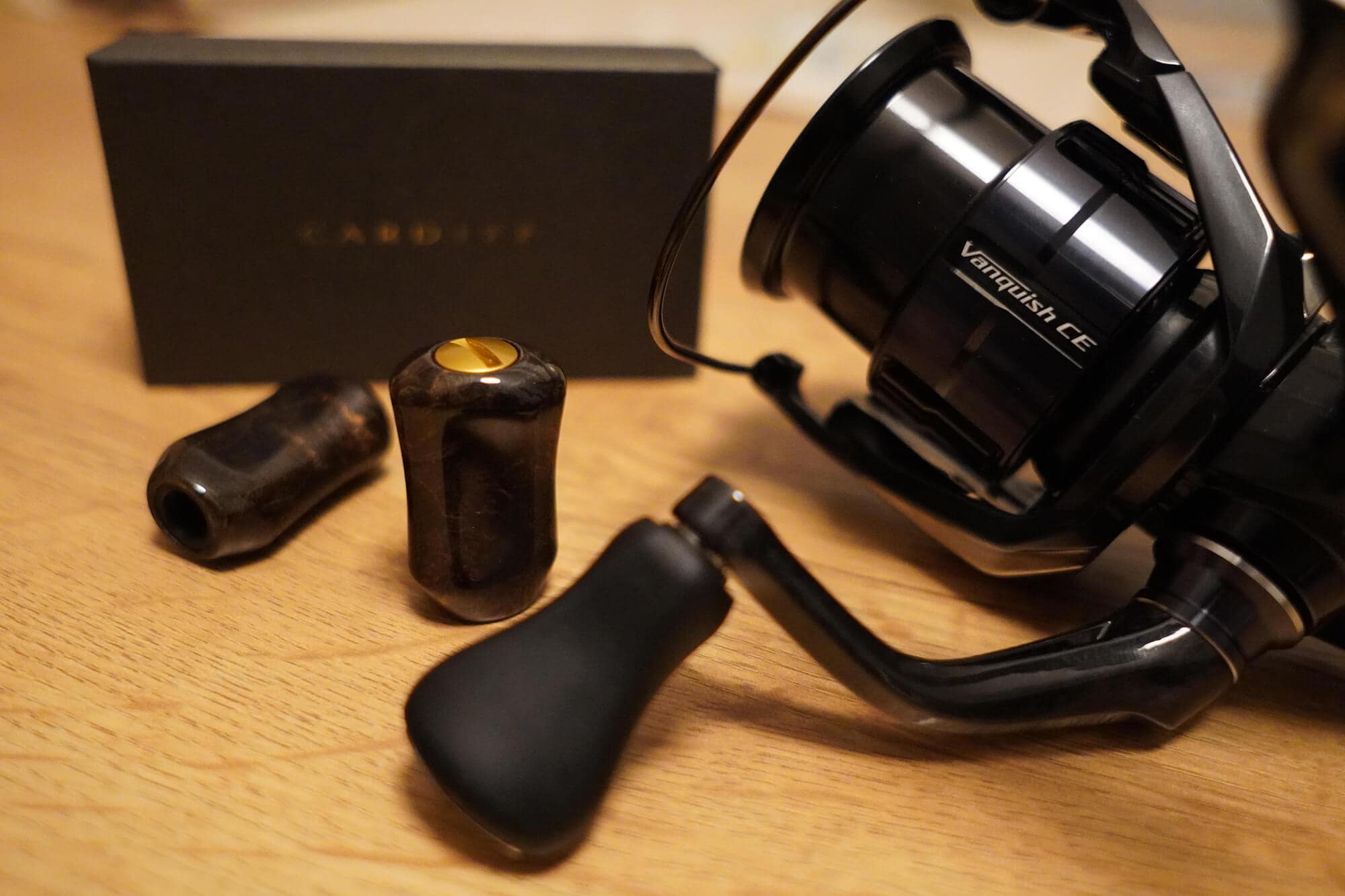 シマノxわたらせ樹脂工房　カーディフ花梨　紅　左 告知】今年も限定数量にて販売します。「わたらせ樹脂工房×カーディフ