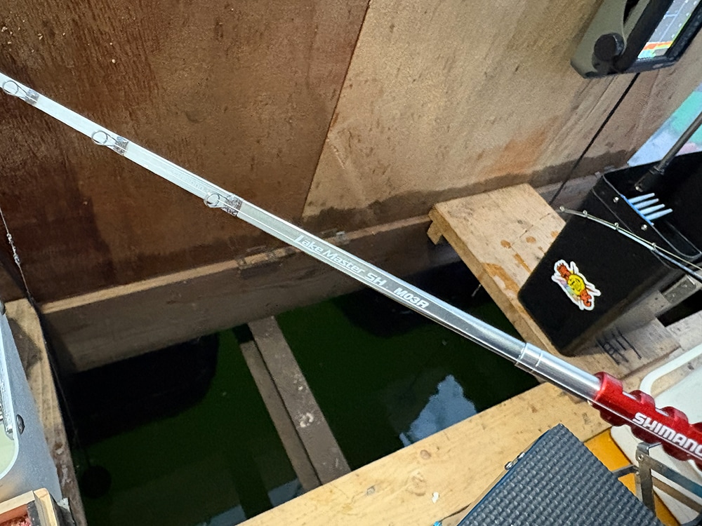 多点掛けで魚を釣る際に、穂先のタメを効かせることが最大の選択理由ですが、R（レギュラー調子)の為、仮に拾い釣りになっても対応できる守備範囲の広さが好みです。